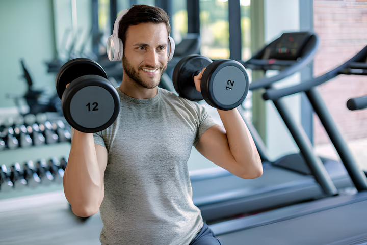 BUILD STRENGTH WITH DUMBBELLS